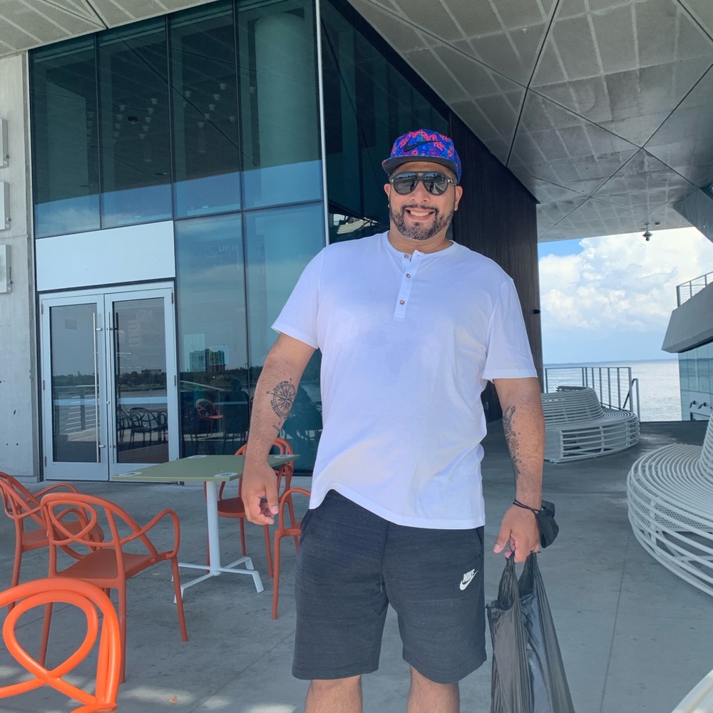 Meet your Posher, Rafael